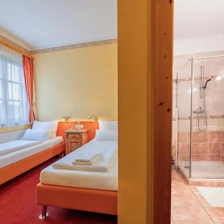 موتيل Autobahnrestaurant & Motorhotel Zöbern