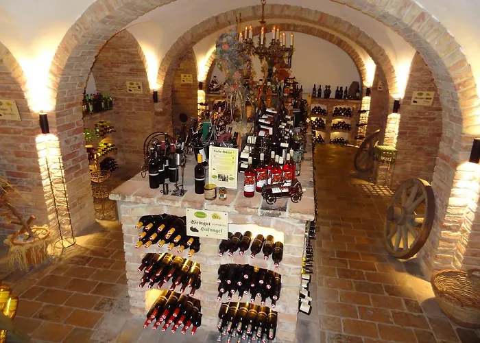 Autobahnrestaurant & Motorhotel * Zöbern