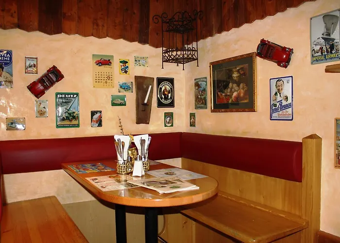 Autobahnrestaurant & Motorhotel * Zobern