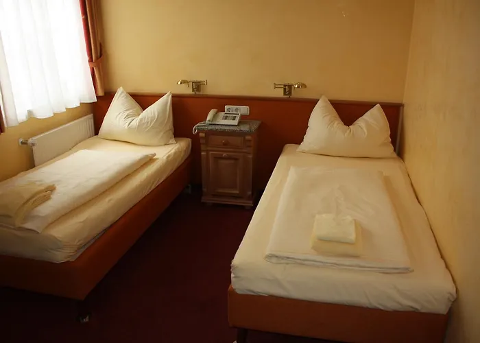 Autobahnrestaurant & Motorhotel * Zöbern