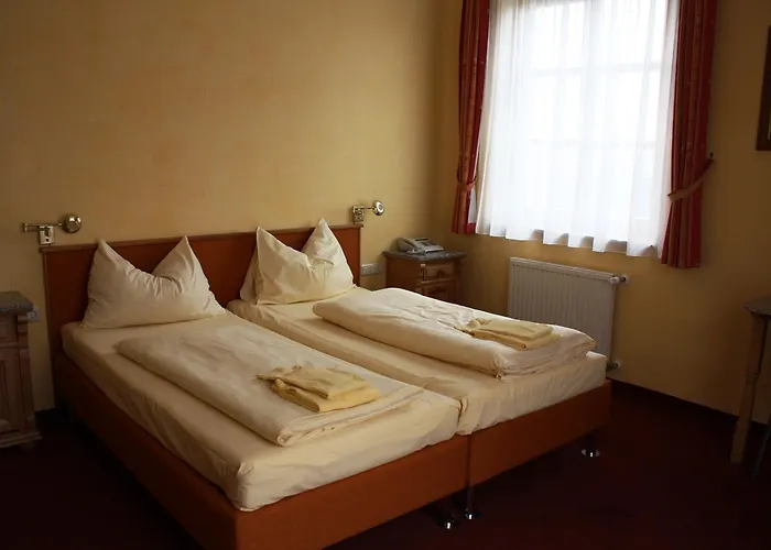 Autobahnrestaurant & Motorhotel * Zobern